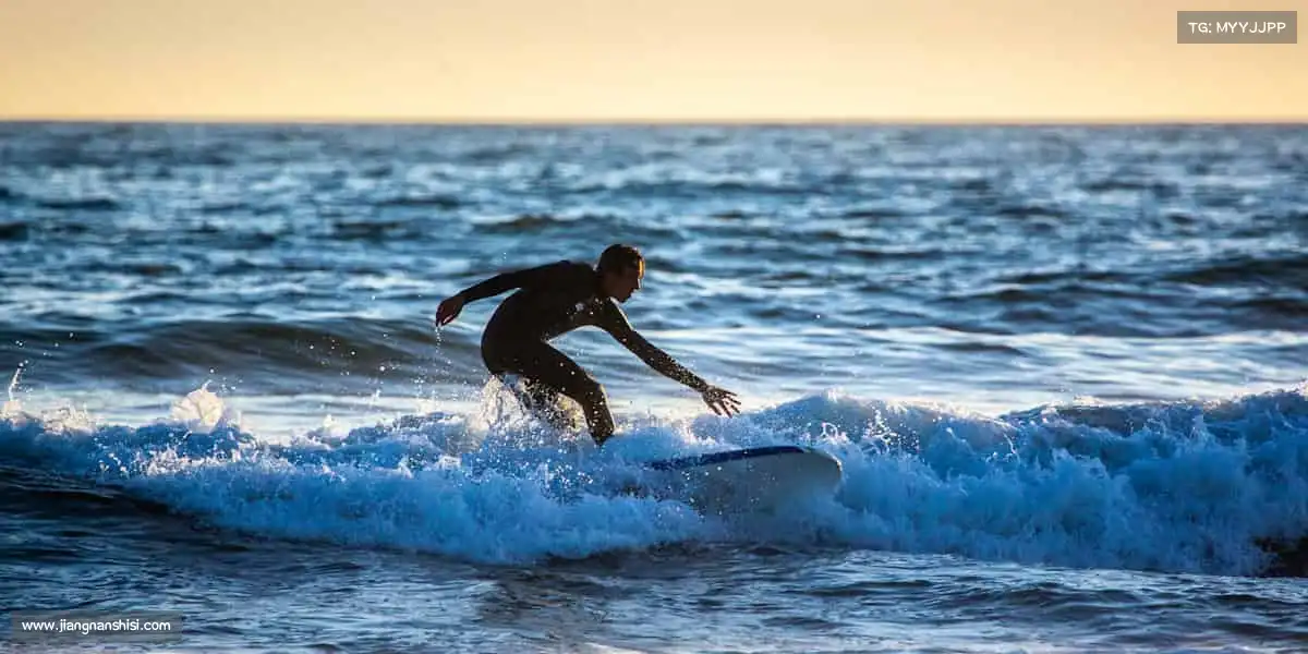 球迷群英汇聚🚴♀️风在前,无惧挑战,骑行路上自有答案!